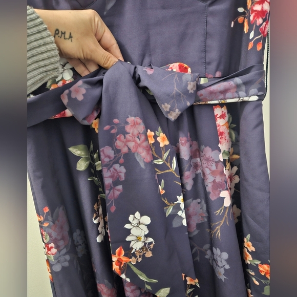 Eshakti custom- Navy floral - Picture 7 of 13